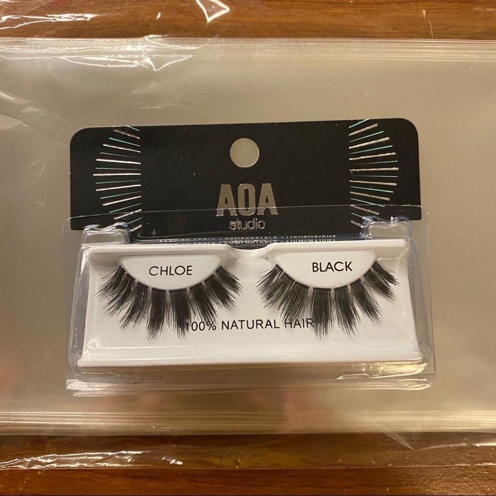 False Lashes in Chloe